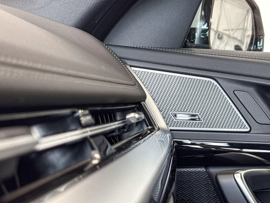 BMW iX1 eDrive20 67 kWh M Sport Edition