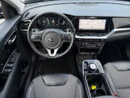 Kia e-Niro DynamicPlusLine 64 kWh | NAVI | CAMERA | SCHUIFDAK | TREKHAAK | CLIMATE & CRUISE CONTROLE | ETC...