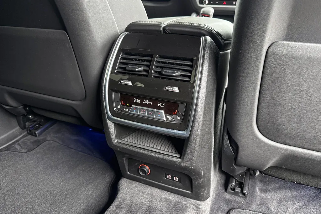 BMW XM PHEV 30 kWh