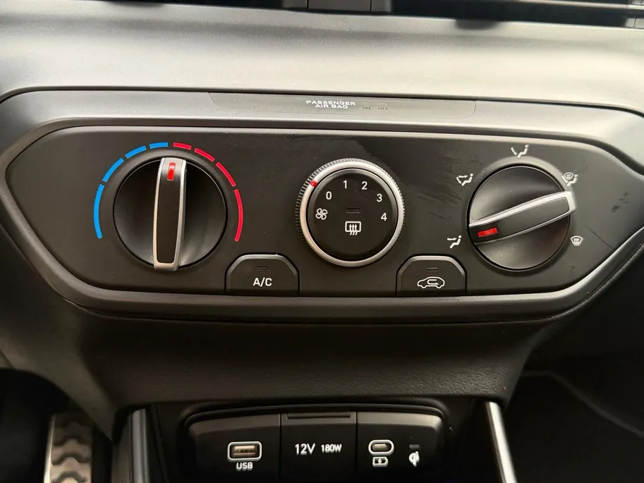 Hyundai Bayon 1.0 T-GDI Comfort | Navigatie | Achteruitrijcamera | Parkeersensoren achter | Apple Carplay/ Android Auto | Z&Z Deal!!