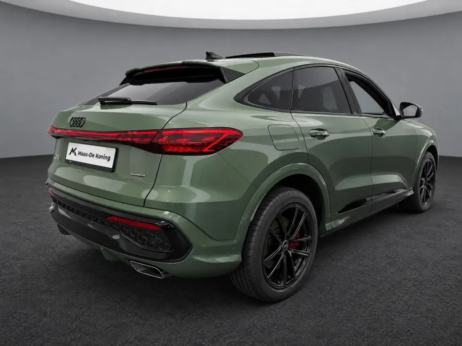 Audi Q5 Sportback e-hybrid quattro S edition Competition 367 PK · Glazen panoramadak · Head-up display · B&O premium 3D