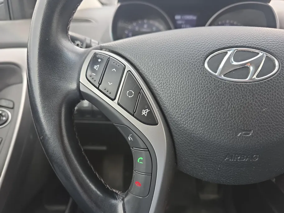 Hyundai i30 1.6 GDI Go! | 1e eigenaar | Volledig onderhouden! | Navigatie | Cruise Control | Achteruitrijcamera | Elektr. ramen | Climate Control | 12 maanden garantie!