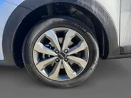 Kia Stonic DynamicLine Automaat | Navi | Clima | Camera | Cruise Control | LM Velgen | Apple Carplay | Android Auto