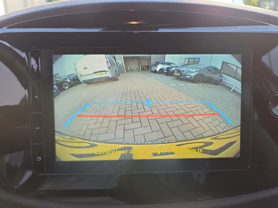 Toyota Aygo X 1.0 VVT-i MT Play | Zeer nette auto | Apple CarPlay & Android Auto | Camera | 100 % onderhouden | Fabrieksgarantie t/m 8-2034 |
