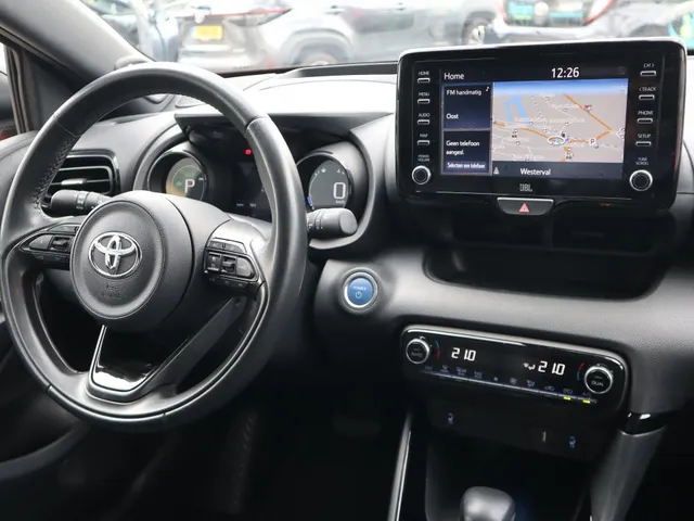 Toyota Yaris 1.5 Hybrid Launch Edition Bi-tone | JBL | Blindspot