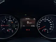 Kia XCeed 1.0 T-GDi DynamicLine | Trekhaak | Achteruitrijcamera | Parkeersensoren achter | Apple/Android Carplay | Navi | Climate Control | LMV