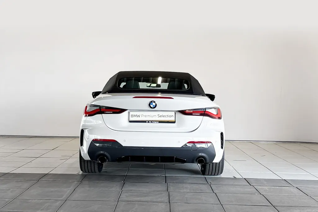 BMW 4 Serie Cabrio 420i High Executive M Sportpakket