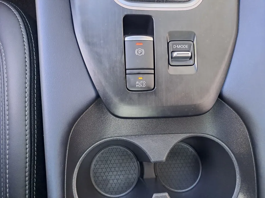 Nissan QASHQAI 1.3 MHEV Tekna Plus | Leer | Voorstoelen verwarmd | 360 Camera | Navigatie | 20'' LM | Stoel Massage | Luxe Lederen Bekleding | Dode Hoek Detectie | Apple Carplay/Android Auto