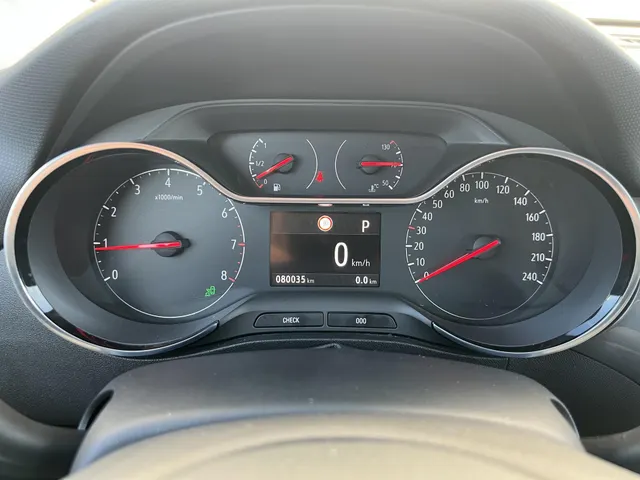 Opel Crossland 1.2 Turbo Elegance Automaat | Trekhaak | All Season Banden | Apple Carplay & Android Auto | Climate Control