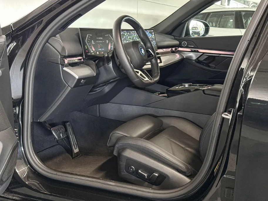 BMW i5 Touring eDrive40 M Sport Edition 84 kWh
