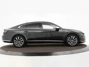 Volkswagen Arteon 1.4 TSI PHEV 218pk DSG eHybrid Elegance Business · Wegklapbare Trekhaak · Camera · Apple/Android Car Play · Dodehoek Detectie · Navigatie · 18'' Inch · EXTRA INRUILKORTING ·