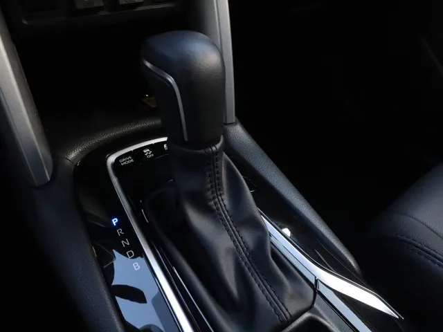 Toyota Corolla Cross Hybrid 140 Style | Blindspot | Stoelverwarming | Parkeersensoren