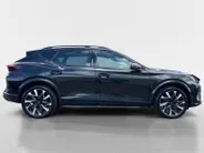 CUPRA Formentor 1.5 - 204PK TSI e-Hybrid Business Automaat | NIEUWE AUTO | Elektrisch Wegklapbare Trekhaak | Schuif/Kantel Dak | Digital Cockpit | Camera | Parkeersensoren | Stoelverwarming | Stuurwielverwarming | Apple CarPlay/Android Auto |