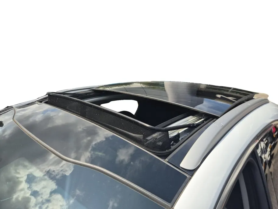 Kia XCeed Executiveline | Cruise Control | Climate Control | Camera | Memory Stoelen | Open Dak | Stoelverwarming | Stuurverwarming | Stoelverkoeling | Elektrische Kofferbak |