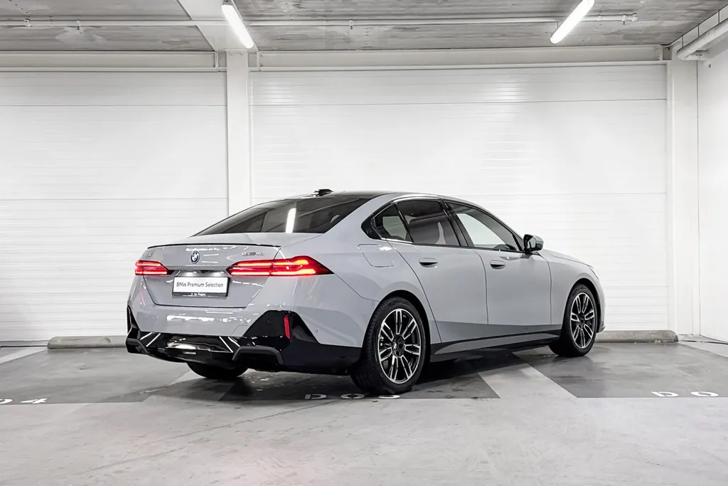 BMW i5 Sedan eDrive40
