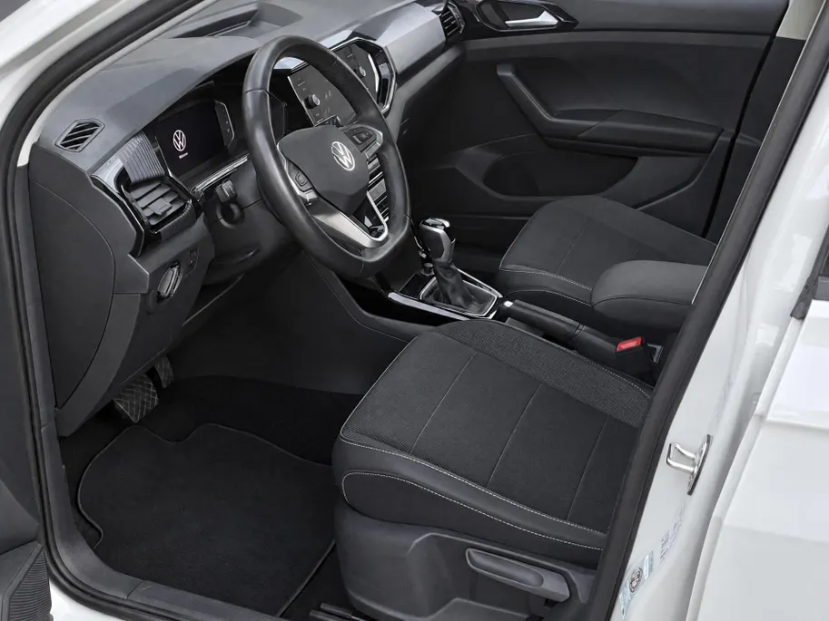 Volkswagen T-Cross 1.0 TSI 110pk DSG Life · Camera · Apple/Android Car Play · Afneembare Trekhaak · Virtual Cokcpit · Stoelverwarming ·