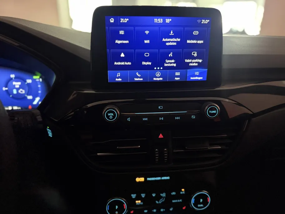 Ford Kuga 2.5 PHEV ST-Line X | Winterpack | Full LED | Adaptieve Cruise Control | Automatisch inparkeren |