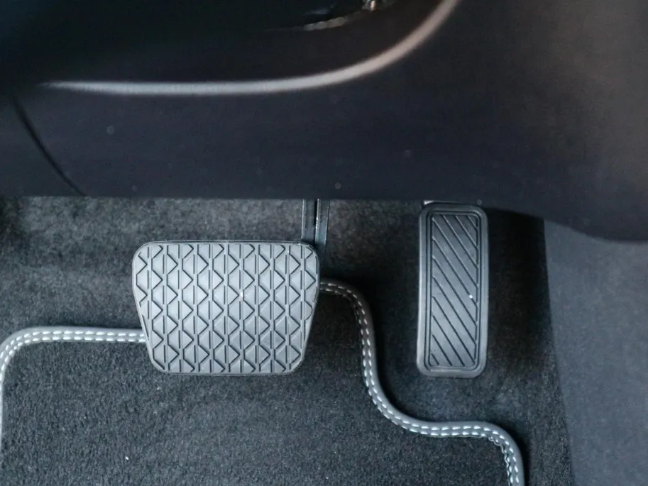 Ford Puma 1.0 EcoBoost Hybrid Titanium 125pk | Panodak | Driver Assistance- | Winter Pack