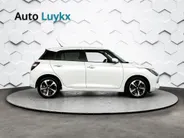 Suzuki Swift 1.2 Style Smart Hybrid Automaat | Navigatie | Apple Carplay/Android Auto | Adaptieve Cruise Control