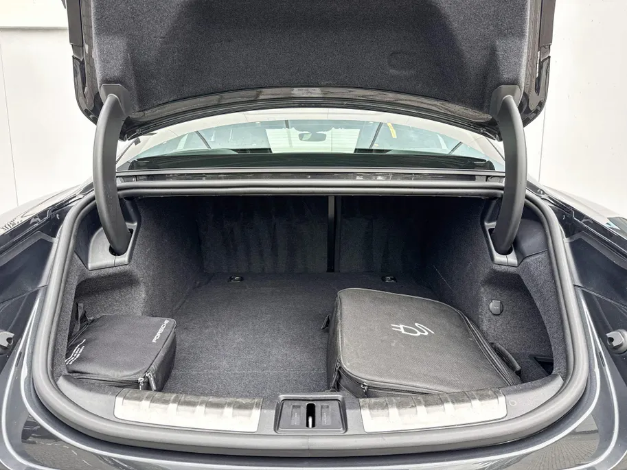 Porsche Taycan 4S Performance