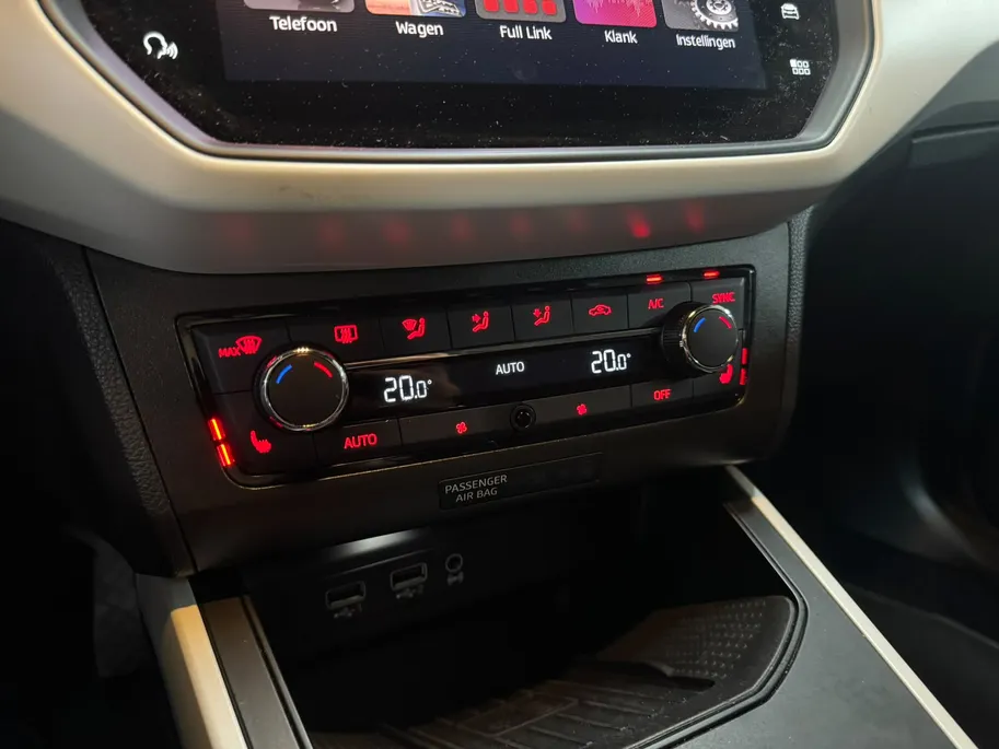 SEAT Arona 1.0 TSI Xcellence Business Intense / Full led / Stoelverw. / Climate control /