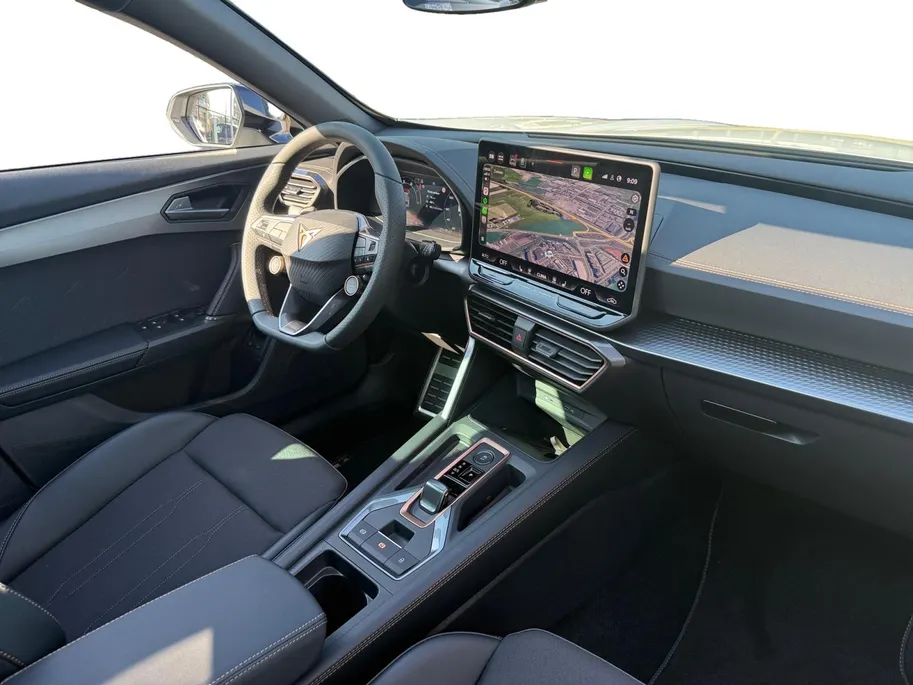 CUPRA Formentor 1.5 TSI e-Hybrid Business *NIEUW!*Schuif/Kantel Dak*Navi+Camera*Adaptive Crusie*Stoel/Stuur verw.*Sportieve Auto!