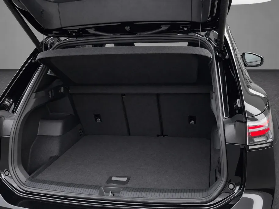 Volkswagen Tiguan 1.5eTSI/150PK Goal · Navigatie · Trekhaak · 360°Camera + Parkeersensoren · Garantie t/m 01-10-2027