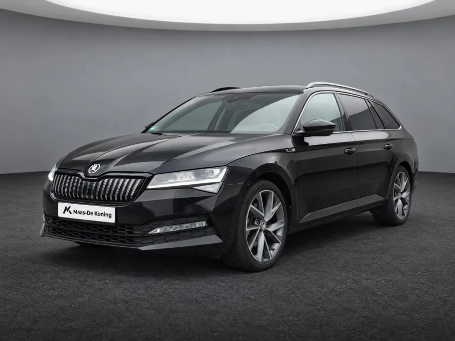 Škoda Superb 1.4 TSI iV 218pk DSG Sportline Business · Apple/Android Car Play · Wegklapbare Trekhaak · Elek. Achterklep · Elek. Voorstoel · 19'' Inch ·