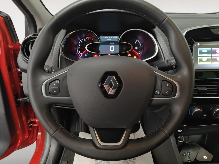 Renault Clio 0.9 TCe Limited NAVI AIRCO CAMERA CRUISE CONTROLE LM VELGEN 5 DEURS PAS 24000KM DEALER ONDERHOUDEN ORGINEEL NEDERLANDSE AUTO 12 MAANDEN GARANTIE