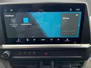 Volkswagen Bedrijfswagens Transporter 2.0TDi 110pk Bestelwagen L2 · Apple Carplay / Android Auto · Schuifdeur links en rechts · Trekhaak · Bijrijdersbank ·