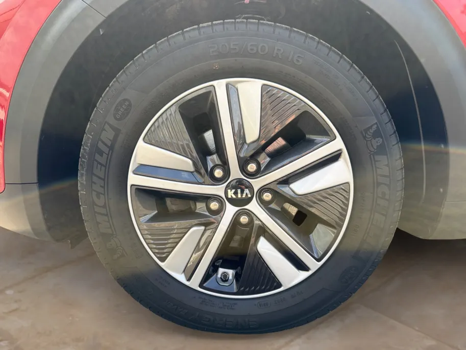 Kia Niro 1.6 GDi PHEV Dynamic PlusLine | Apple/Android | Camera |