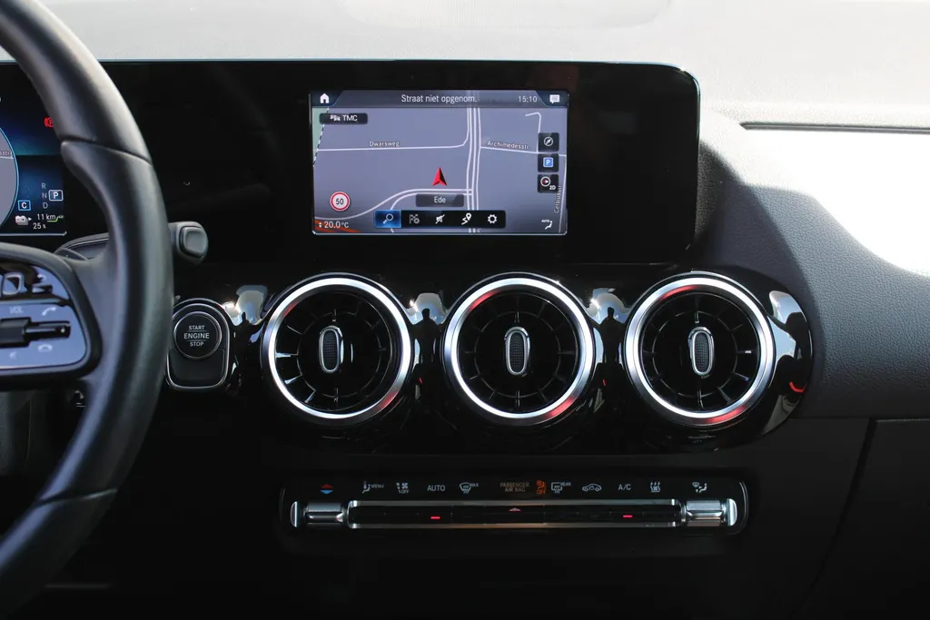 Mercedes-Benz B-Klasse B250e | Plug-in | 218PK | Automaat | 17' LM | Navi | Android Auto/Apple Carplay | Camera | Stoelverwarming |