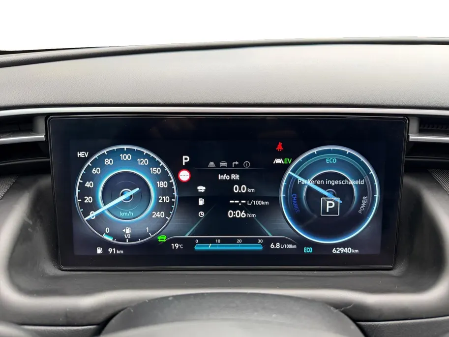 Hyundai Tucson 1.6 T-GDI PHEV Premium Sky 4WD | Zeer nette auto | Full Option | Open dak | 360 graden camera | Dealer onderhouden | Hyundai Rotterdam - Noord |