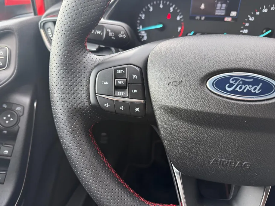 Ford Fiesta 1.0 EcoBoost Hybrid ST-Line X | 1ste eigenaar | Volledig Dealeronderhouden | Winter Pack | B&O Audio | Afneembare Trekhaak |