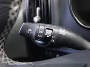 Kia Picanto 1.0 DPI GT-Line | Stuur-/stoelverwarming | Schuifdak | Camera | Dodehoek detectie | Telefoonlader | Clima | Navi | 16' LM | LED | Cruise |