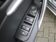 Kia XCeed 1.0 T-GDi DynamicPlusLine | Airco | Navi | Cruise | Camera | 18' LM |