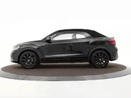 Volkswagen T-Roc Cabrio 1.5 TSI 150pk DSG R-Line · Camera · Apple/Android Car Play · Stoel-& Stuurverwarming · P-Sensoren · 18'' Inch ·