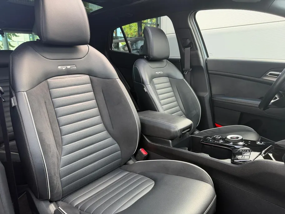 Kia Sportage 1.6 T-GDi Plug-in Hybrid AWD GT-PlusLine | Panoramadak | Meest complete uitvoering | 360 graden camera | Harman Kardon audio | Dealer onderhouden|