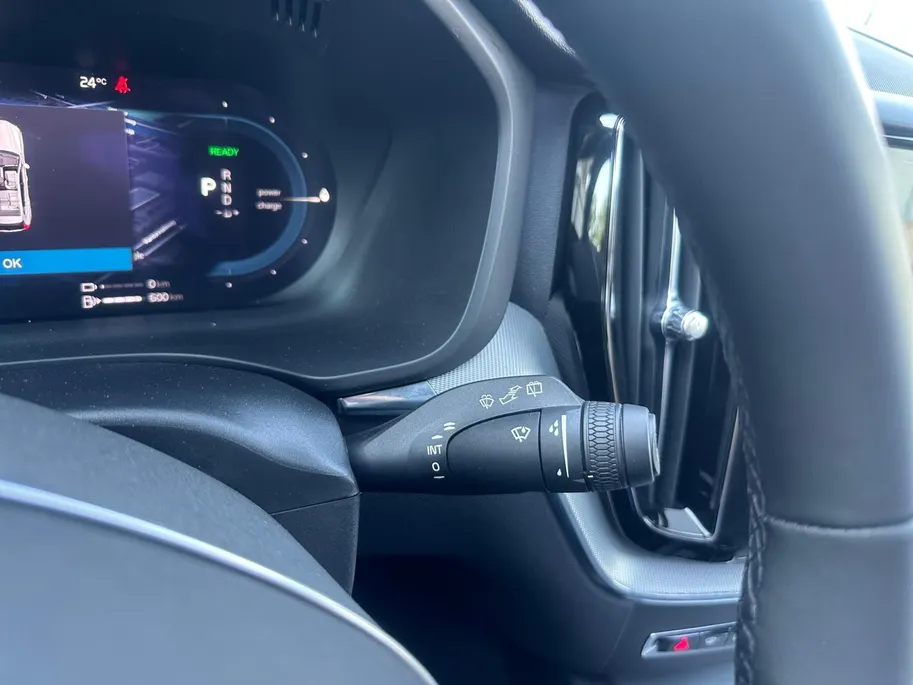 Volvo XC60 2.0 T6 Plug-in hybrid AWD Inscription | Panodak |