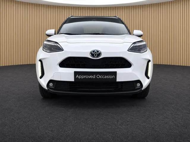 Toyota Yaris Cross 1.5 Hybr 130 Dynamic | Blindspot | Parkeersensoren | All Seasons
