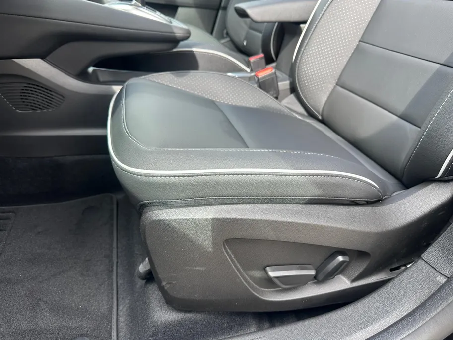 Mitsubishi ASX 1.8 HEV AT Instyle | 3.000 Euro Korting | Compleet uitgerust | Schuif-kantel dak | Stoel-/stuur-/voorruitverwarming | Navigatie |