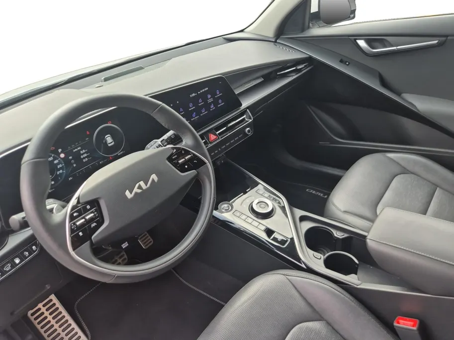 Kia Niro 1.6 GDi PHEV Launch Edition | Cruise Control | Camera | Climate Control | Navigatie | Lederen Bekleding | Memory Stoelen | Stoelverwarming | Stuurverwarming | Stoelventilatie |