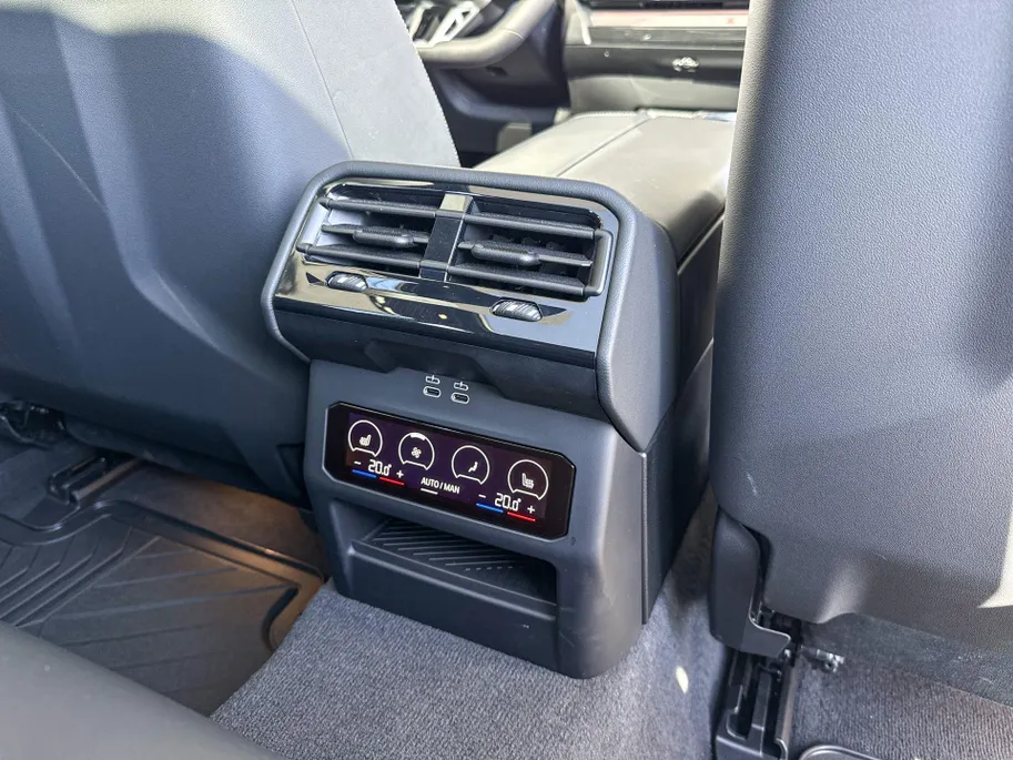 BMW 5 Serie Touring 550e xDrive