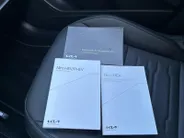 Kia Niro 1.6 GDi Hybrid DynamicPlusLine | Apple Carplay / Android Auto | Navigatiesysteem | Stoel + Stoelverwarming | Licht + Regensensor | Elektrisch bedienbaar Schuif / Kanteldak | Elektrisch Bedienbare Achterklep | Cruise Control Adaptief | Rijstrooksensor + Co