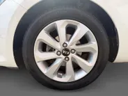 Kia Rio 1.2 CVVT ExecutiveLine Navigatie| Stoel verwarming| Camera| Lichtmetalen velgen| donker getint glas| Climate Control