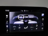 Suzuki e Vitara Style 61 kWh / Stoel + Stuurverwarming / 360° Camera / Navigatie /