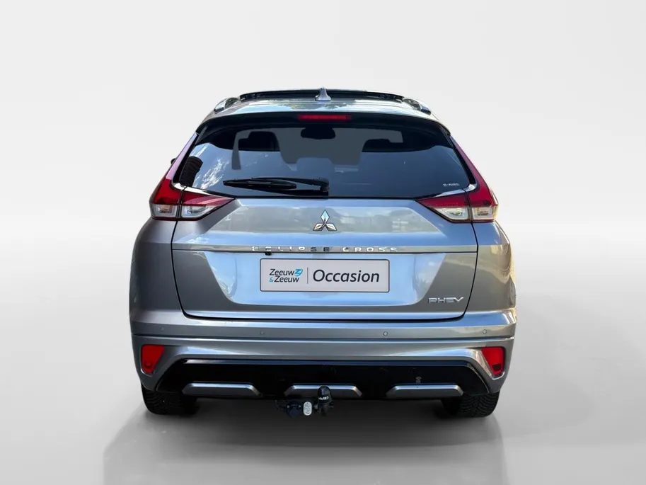Mitsubishi Eclipse Cross 2.4 PHEV Instyle Trekhaak | Stoel verwarming | Achteruitrijcamera | Leder | Cruise control