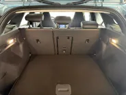 Ford Explorer Limited Edition Extended Range RWD 79 kWh 200 pk | Navigatie | Warmtepomp | Inklapbare trekhaak | Head-up Display | Elektrisch verstelbare bestuurdersstoel met geheugen en massagefunctie