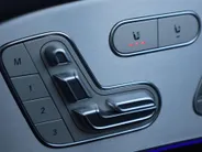 Mercedes-Benz GLE 400 e 4MATIC AMG Line l Trekhaak l Panoramadak l stoelverwarming l Leder