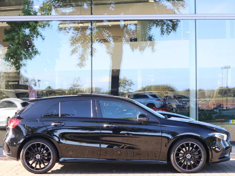 Mercedes-Benz A-Klasse 250 e l Panoramadak l Stoelverwarming l Achteruitrij camera